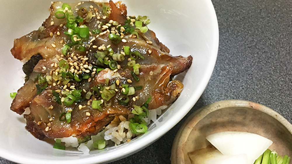 チヌ(クロダイ)のづけ丼｜釣果メシ