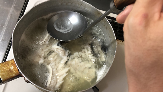 うす味に調味｜魚のあらでつくるお吸い物