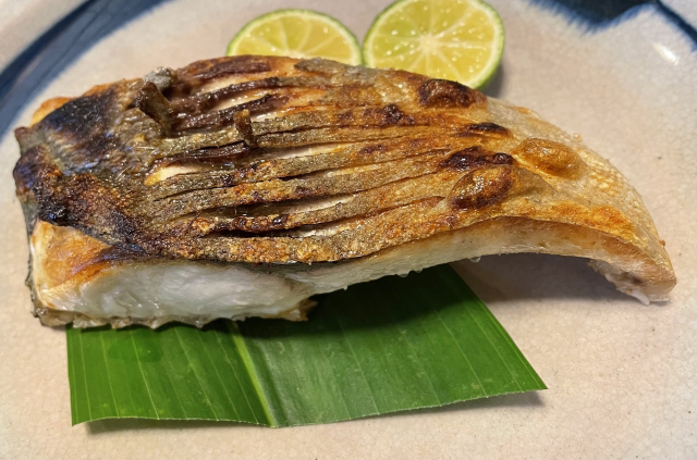 サワラの塩焼き、人気の焼き魚にして美味しい魚ベスト10