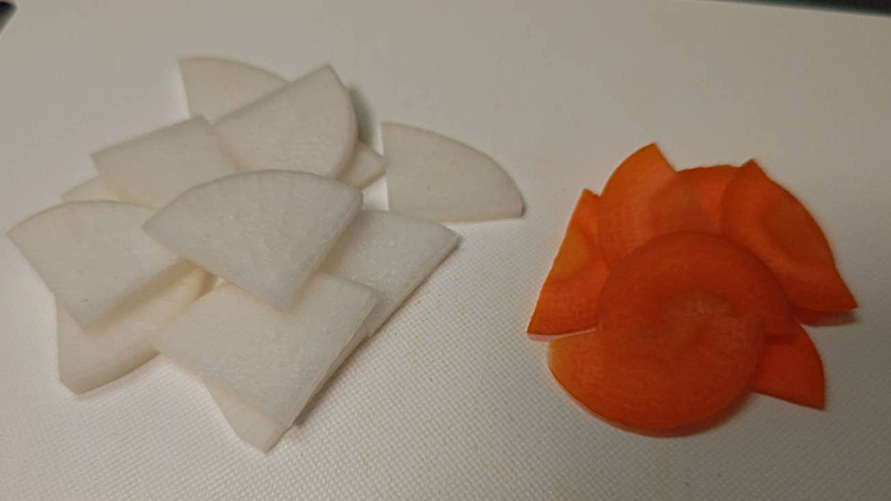 具材をカット|鮭の酒粕三平汁,つくり方,レシピ,釣果メシ