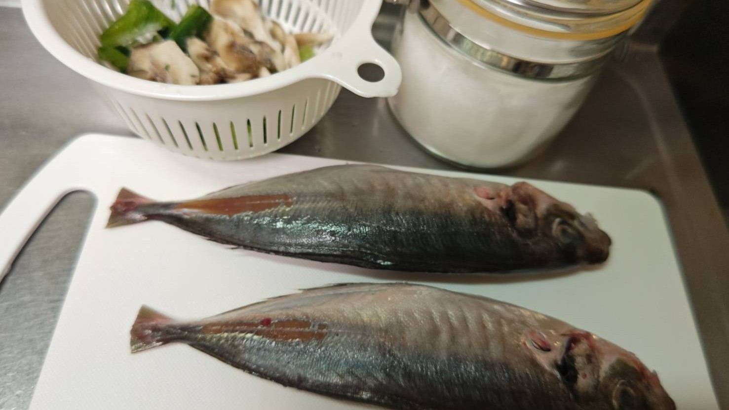 材料の準備｜アジの揚げ焼き・生姜風味の卵とじあんかけ,レシピ,釣果メシ