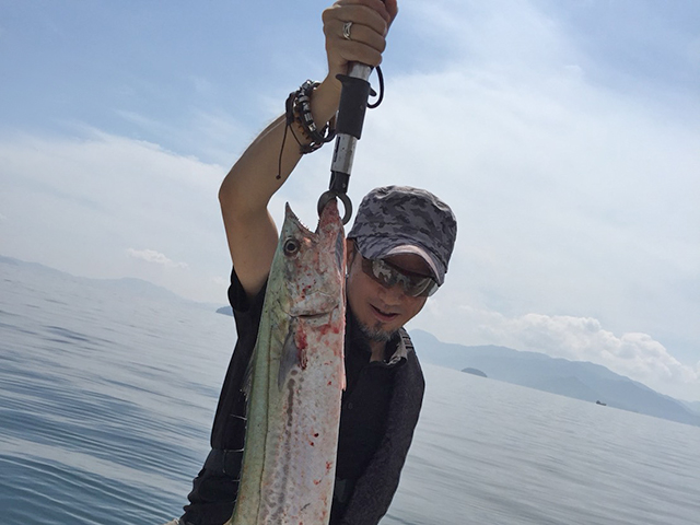 目線はずし｜釣果写真,撮り方,インスタ,映え,自撮り