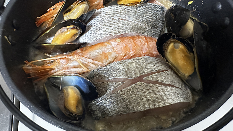 ワインで蒸し焼き|ブイヤベース,つくり方,レシピ,釣果メシ